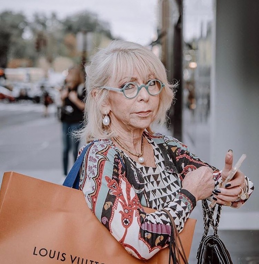 "That's grandma!": an elderly Italian beauty, which the world admires "That's grandma!": an elderly Italian beauty, which the world admires