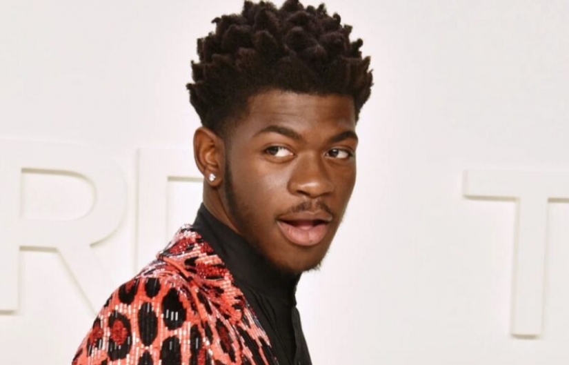 The American brand has released the "satanic" sneakers with human blood The American brand has released the "satanic" sneakers with human blood