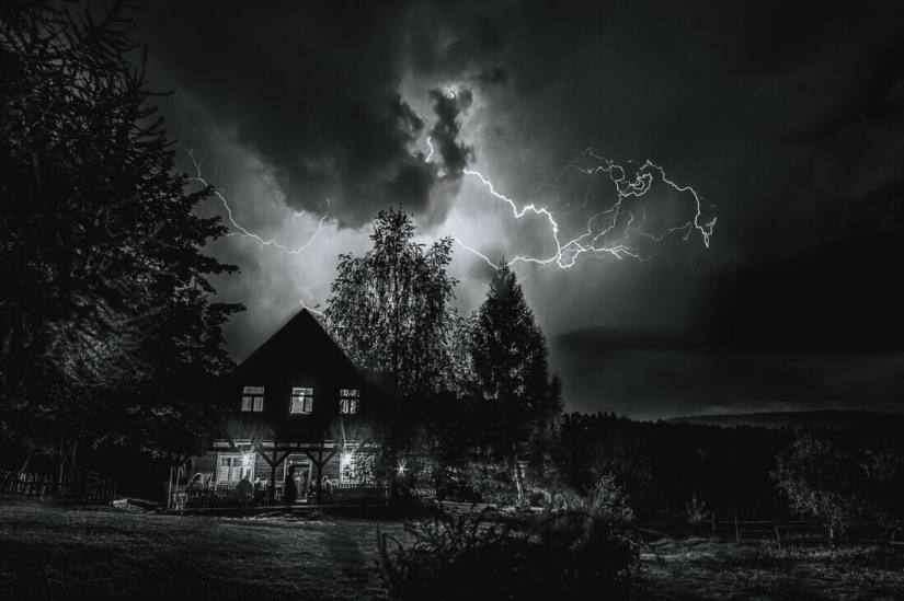 The best photos from the monochrome photography contest MonoVisions Photography Awards 2021