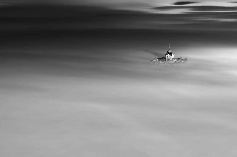 The best photos from the monochrome photography contest MonoVisions Photography Awards 2021