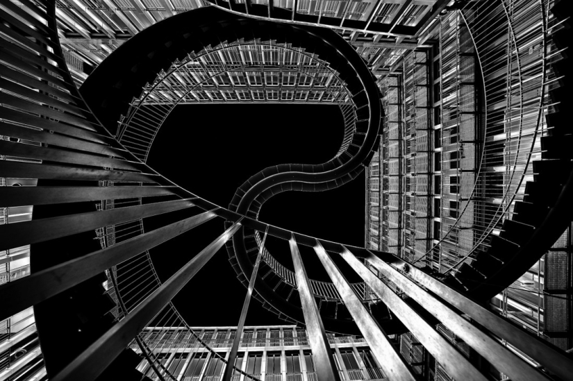 The best photos from the monochrome photography contest MonoVisions Photography Awards 2021