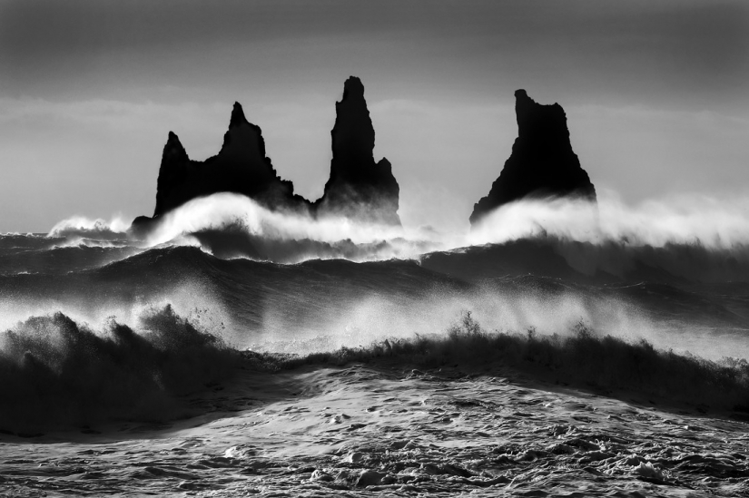 The best photos from the monochrome photography contest MonoVisions Photography Awards 2021