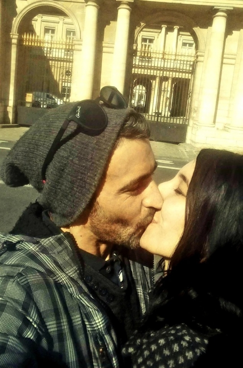 The bride, who lost her fiance during the terrorist attack in London, fell in love with the hero of the terrorist attack in Paris