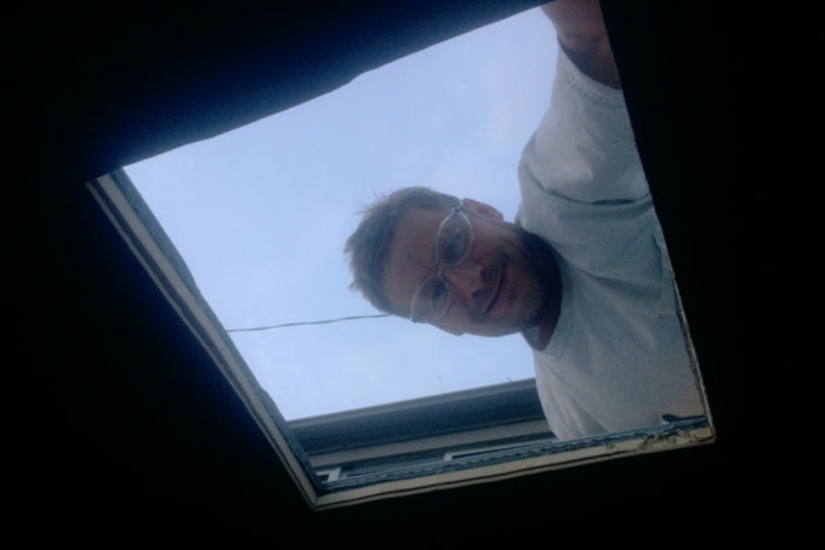 The director turned a rusty van into a mobile studio and now works wherever he wants