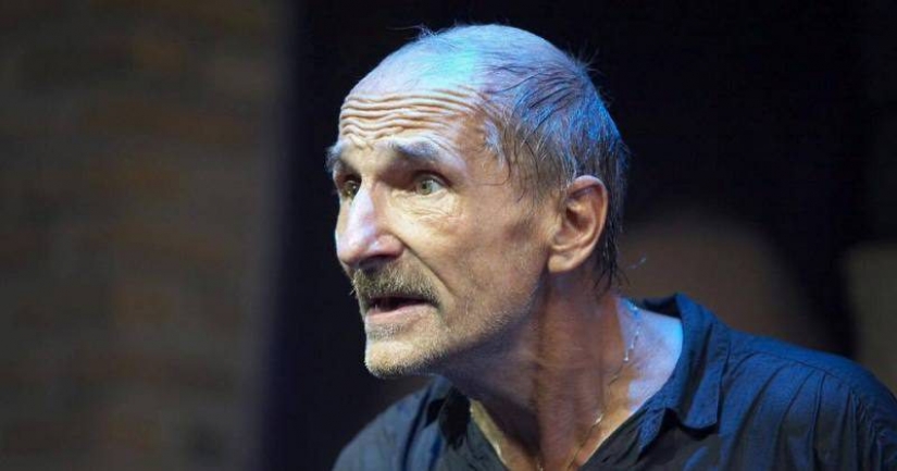 The famous Russian rock musician and actor Pyotr Mamonov was hospitalized