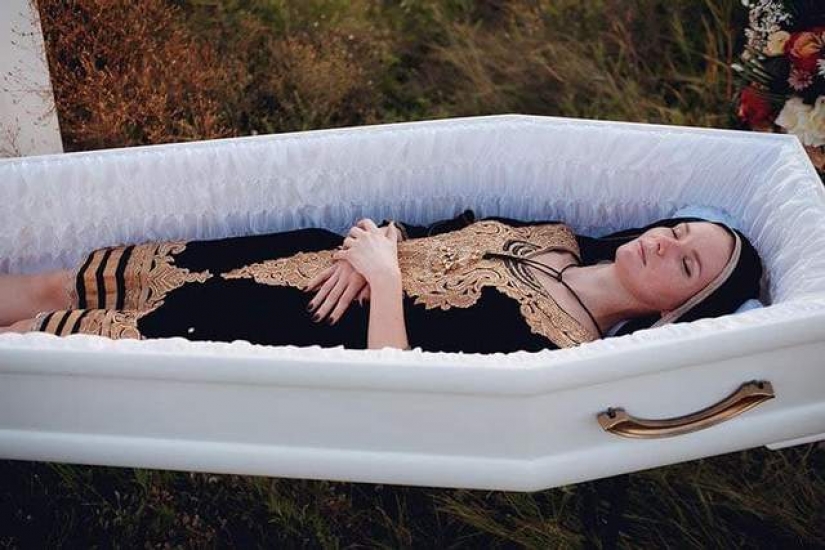 The funeral agency presented a collection of clothes for the dead