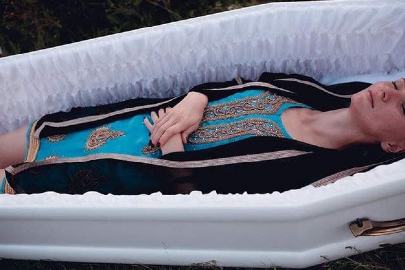 The funeral agency presented a collection of clothes for the dead