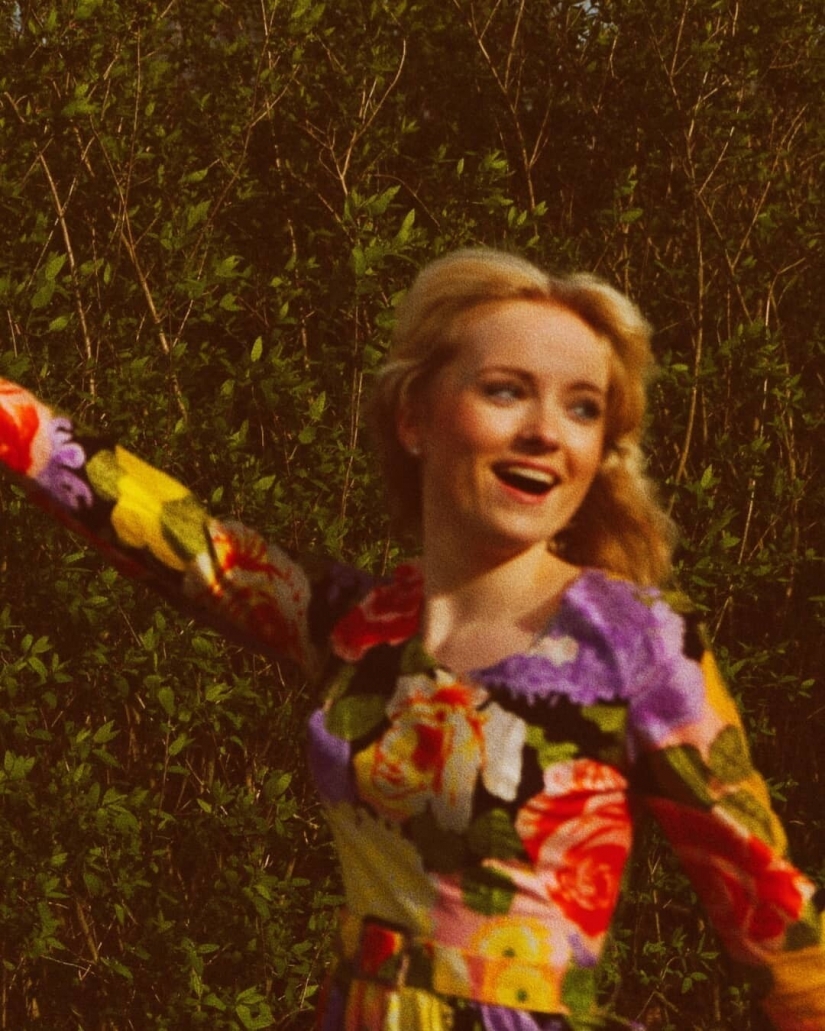 The girl fell in love with the era of the 70s and completely changed her style