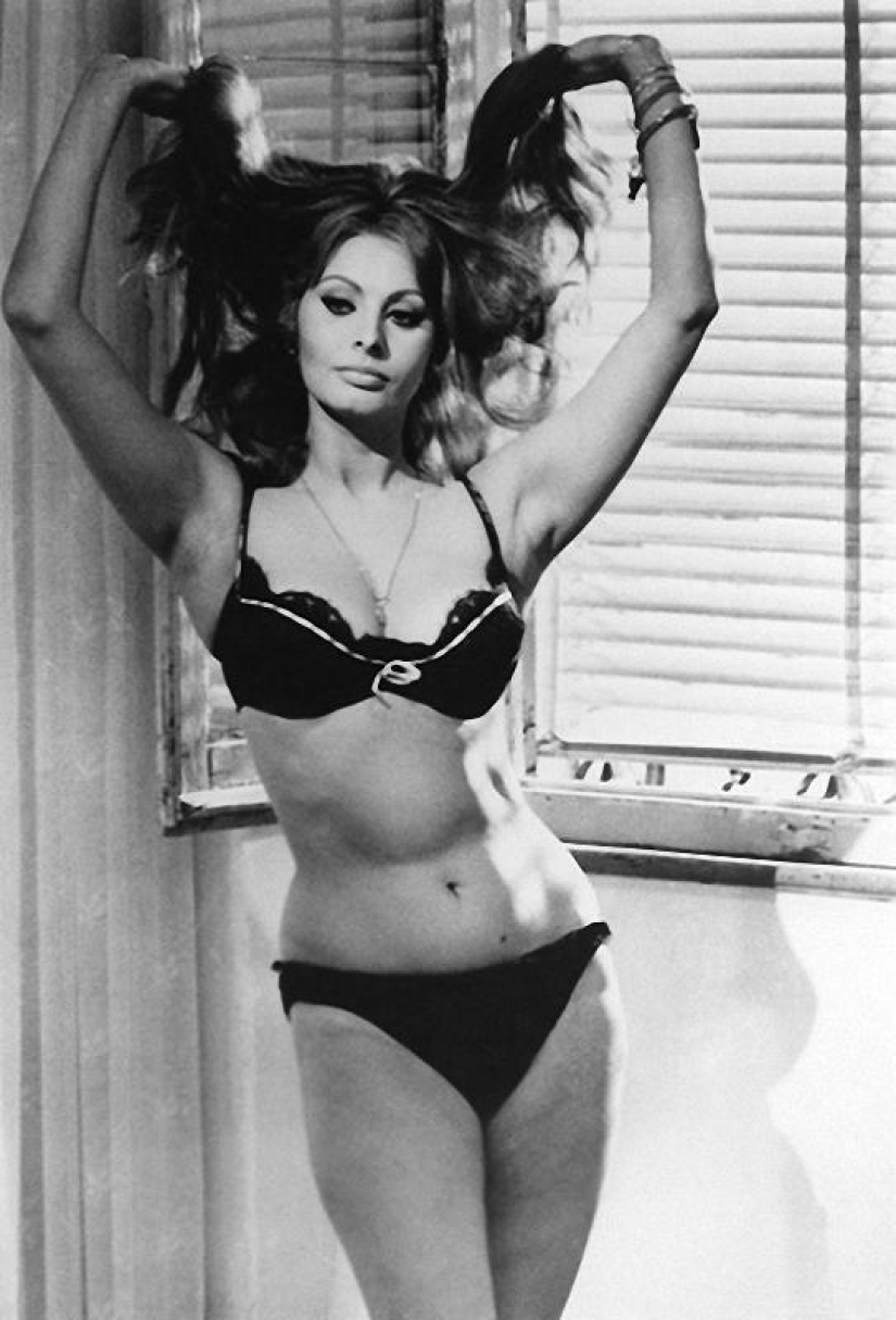 The incomparable Sophia Loren, the most beautiful Italian woman, turned 86 today