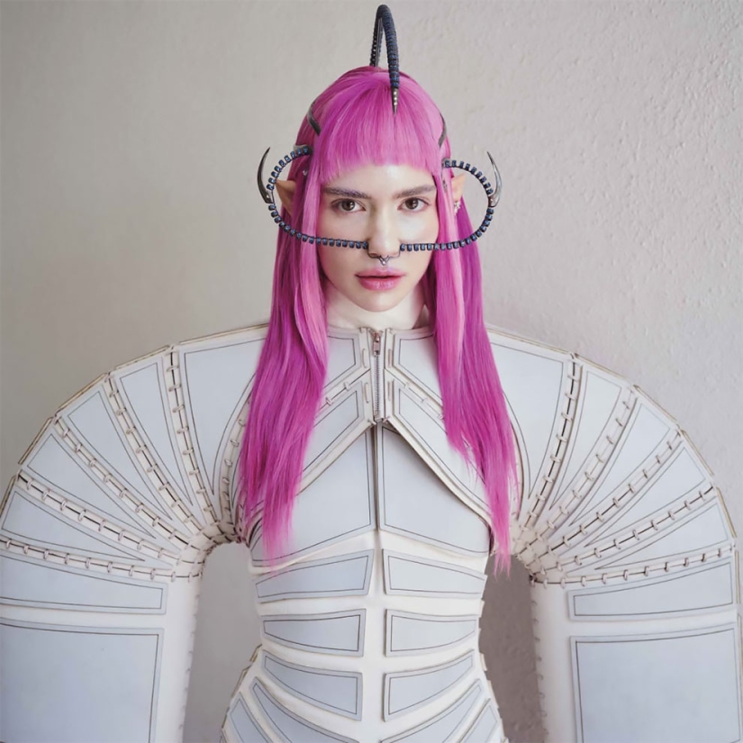 The legendary Pirelli calendar 2022 about musicians on the road The legendary Pirelli calendar 2022 about musicians on the road