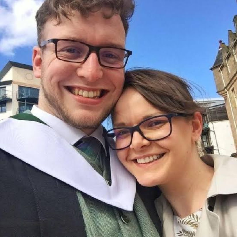 The mistake came out: the couple want to annul the marriage, realizing that they are both homosexuals The mistake came out: the couple want to annul the marriage, realizing that they are both homosexuals