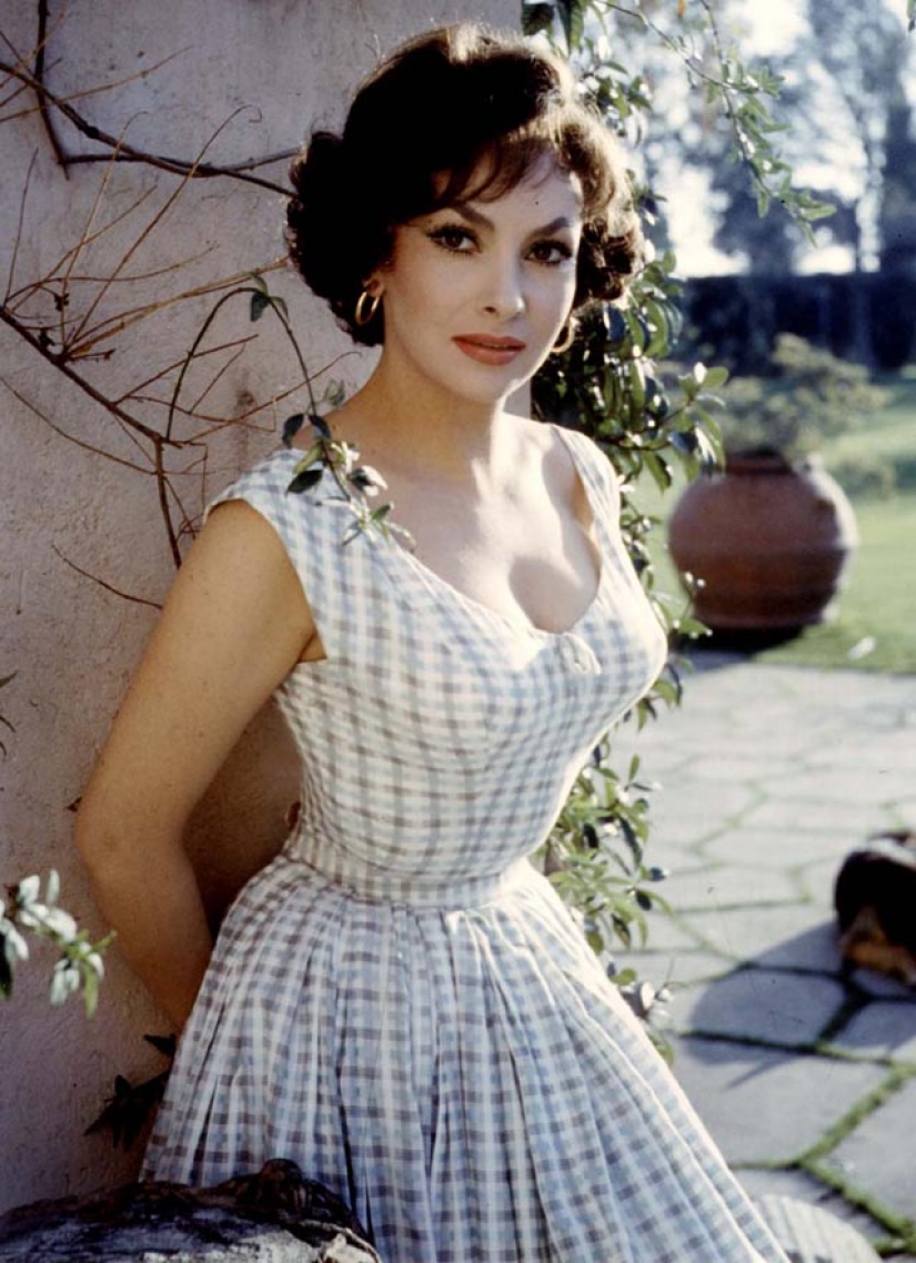 The most beautiful woman of the 1960s, nicknamed the Big Bust - Gina Lollobrigida The most beautiful woman of the 1960s, nicknamed the Big Bust - Gina Lollobrigida
