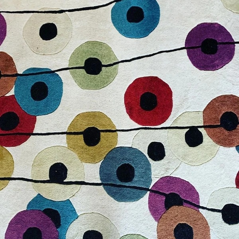 The most boring Instagram account, which is subscribed to by almost 400 thousand people