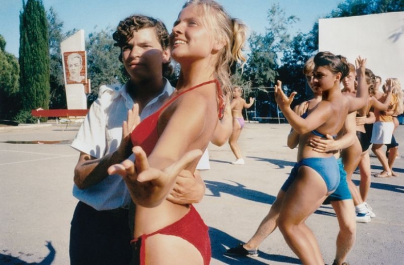 The most controversial photos of the post-Soviet Artek