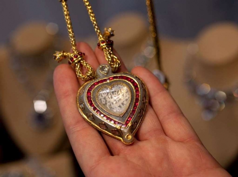 The most expensive gems in the world The most expensive gems in the world