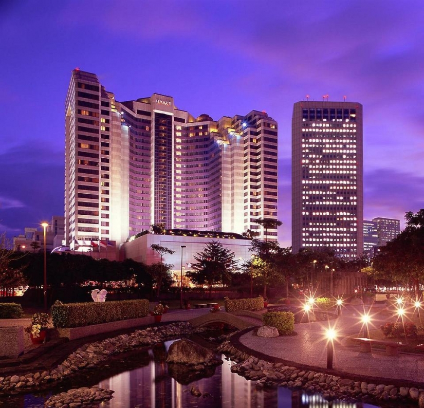 The most famous hotels with real ghosts The most famous hotels with real ghosts