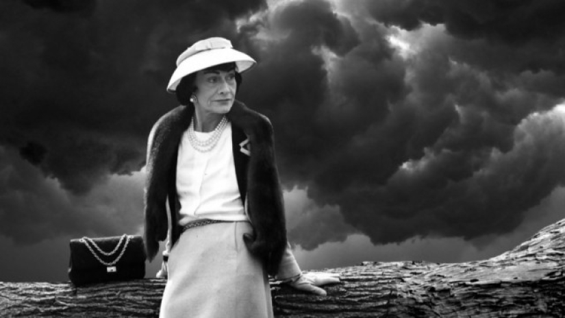 The most popular clothing and accessories of all time