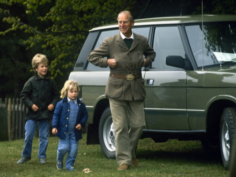 The most touching photos of royal grandparents with their grandchildren