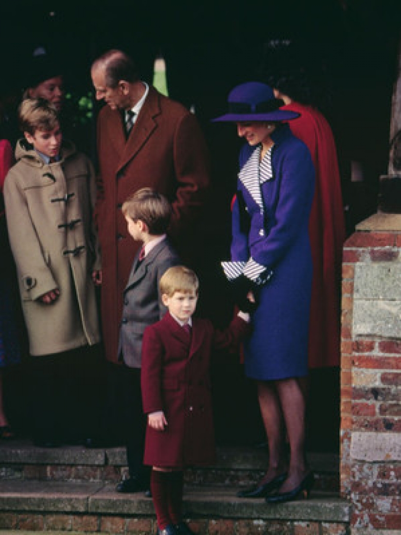 The most touching photos of royal grandparents with their grandchildren