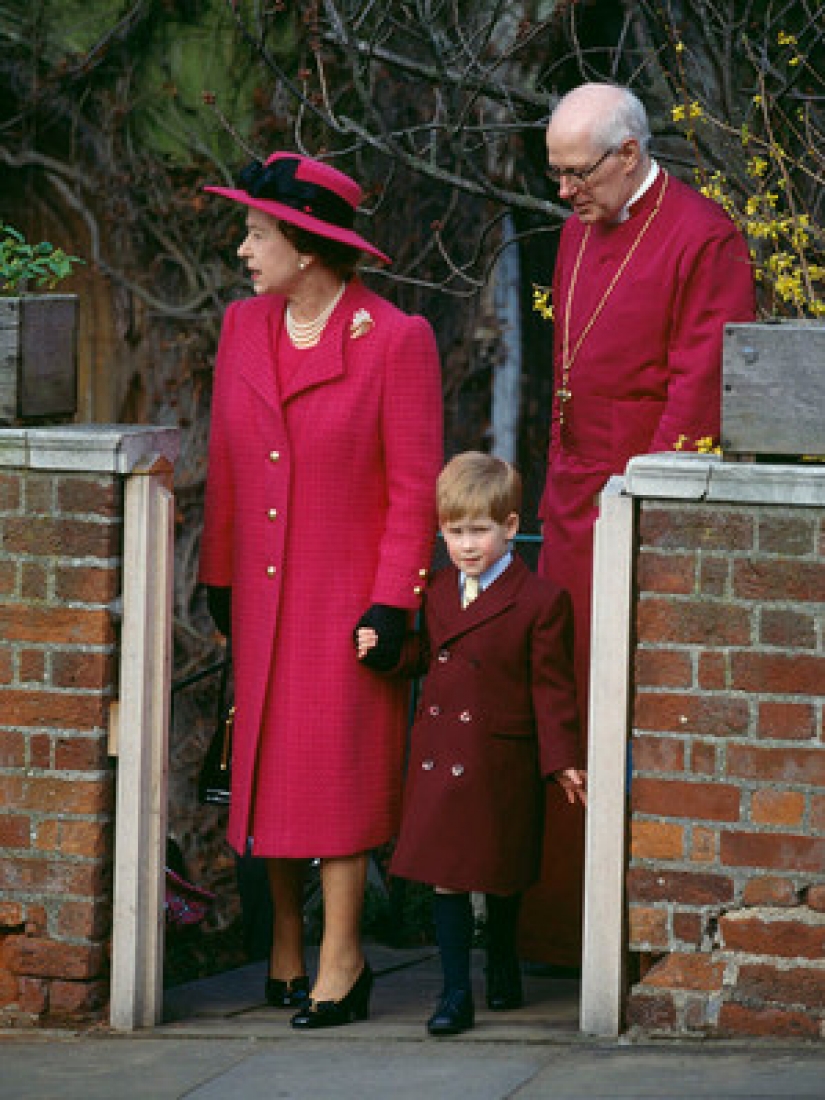 The most touching photos of royal grandparents with their grandchildren