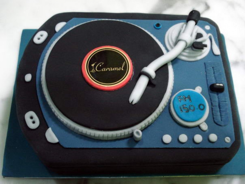 The most unusual cake designs