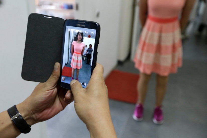 The national heroine of China: a girl with a basketball instead of legs became a famous athlete