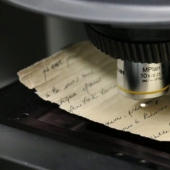 The note in the bottle that the girl dropped from the Titanic, put scientists at a dead end