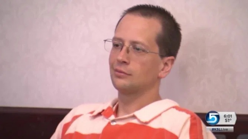 The Perverted life of Doomsday Cults: from marrying seven-year-old girls to mass suicides