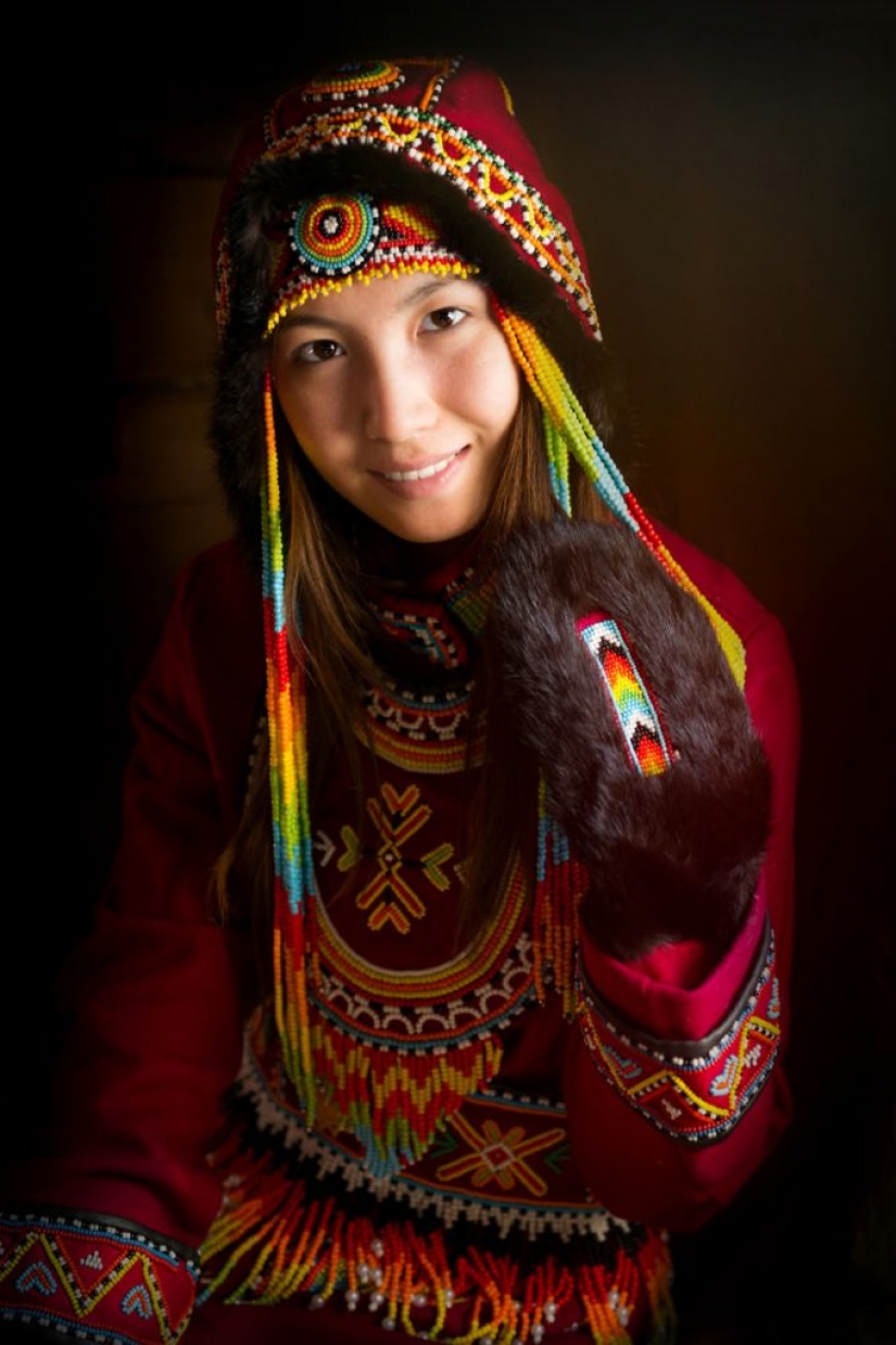 The photographer traveled 25,000 km to take portraits of the indigenous inhabitants of Siberia The photographer traveled 25,000 km to take portraits of the indigenous inhabitants of Siberia