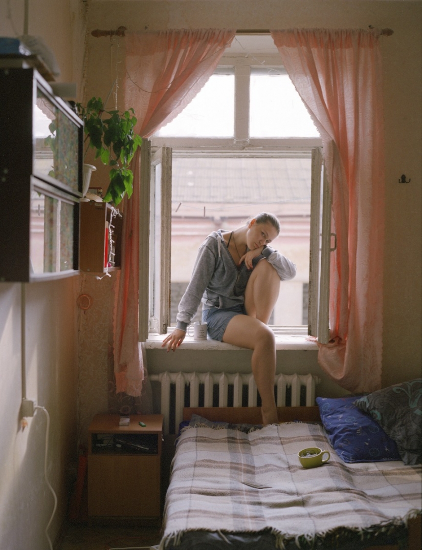 The spirit of freedom in the walls of the past: an amazing project of a photographer from Ukraine about life in Kiev dormitories