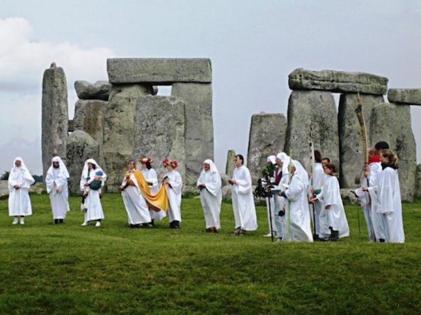 The strangest religions and creepy cults The strangest religions and creepy cults