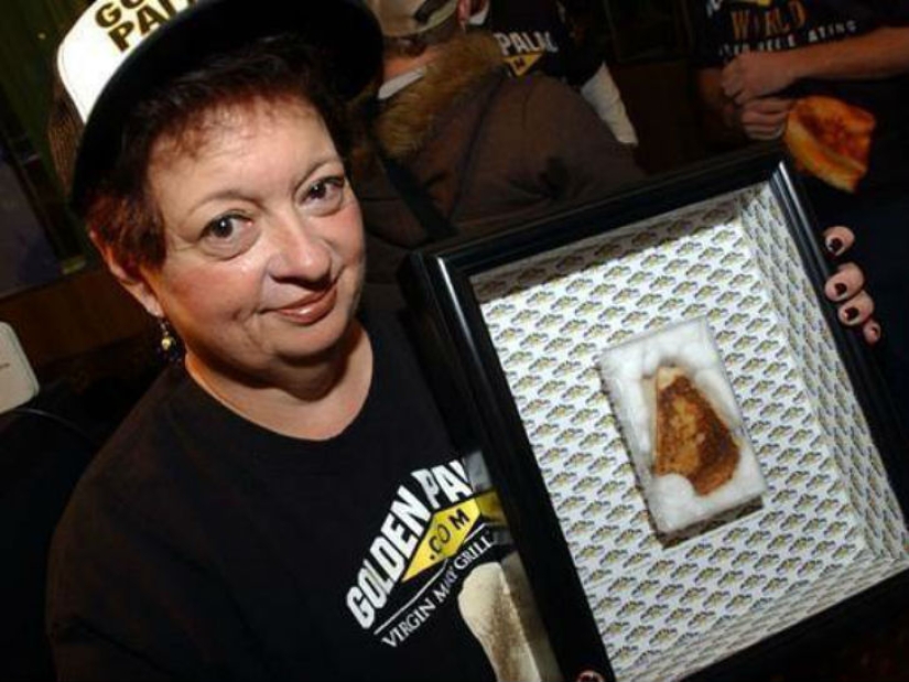 The Strangest Things Ever Sold on eBay The Strangest Things Ever Sold on eBay