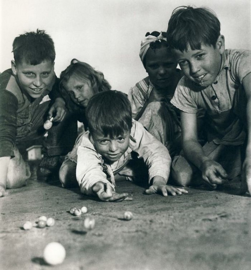 The times when there were no iPads yet, and children were playing outside
