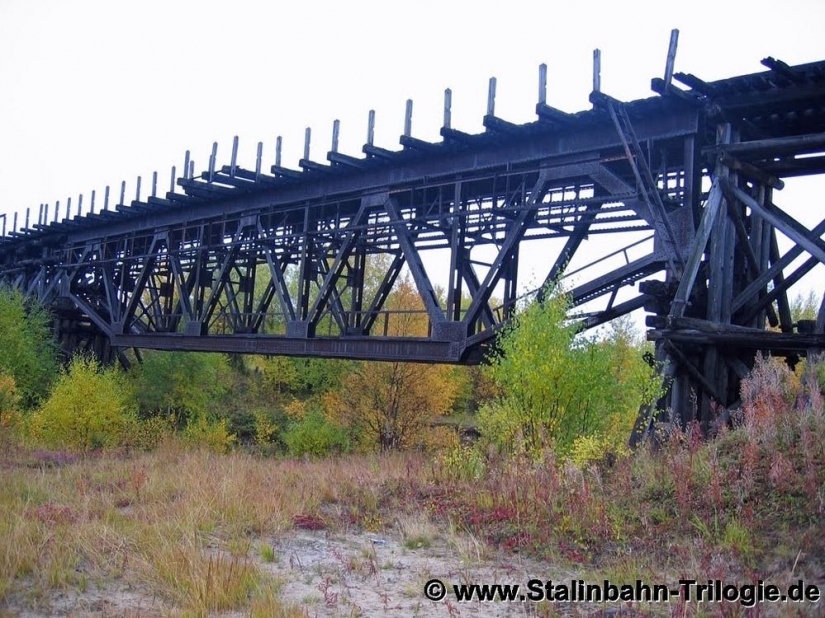 The trailer will not move, there are no platforms left: Stalin's road of death in the Arctic