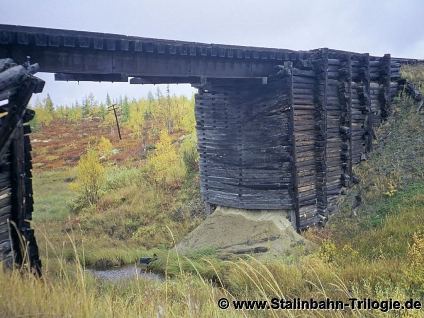 The trailer will not move, there are no platforms left: Stalin's road of death in the Arctic