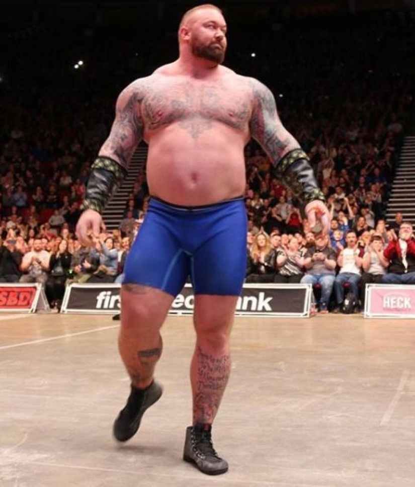 The Transformation of Mount Bjornsson: From skinny basketball player to the World's Strongest Man The Transformation of Mount Bjornsson: From skinny basketball player to the World's Strongest Man