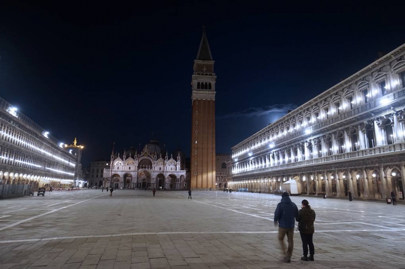 The world's most popular tourist destinations devastated by the coronavirus The world's most popular tourist destinations devastated by the coronavirus