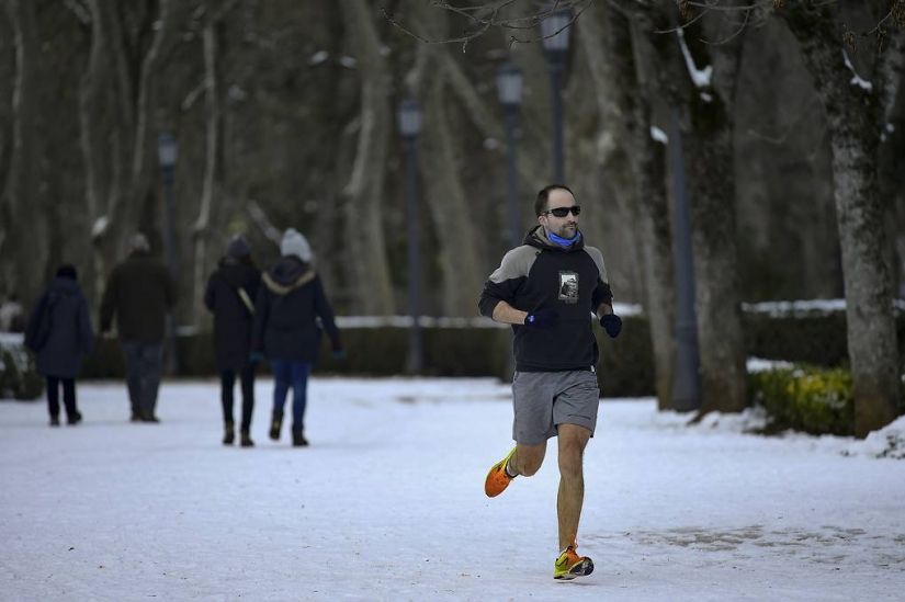 The worst blizzard in decades hit Spain
