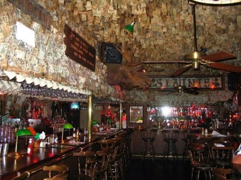 This pub in Florida is decorated with bills totaling two million dollars
