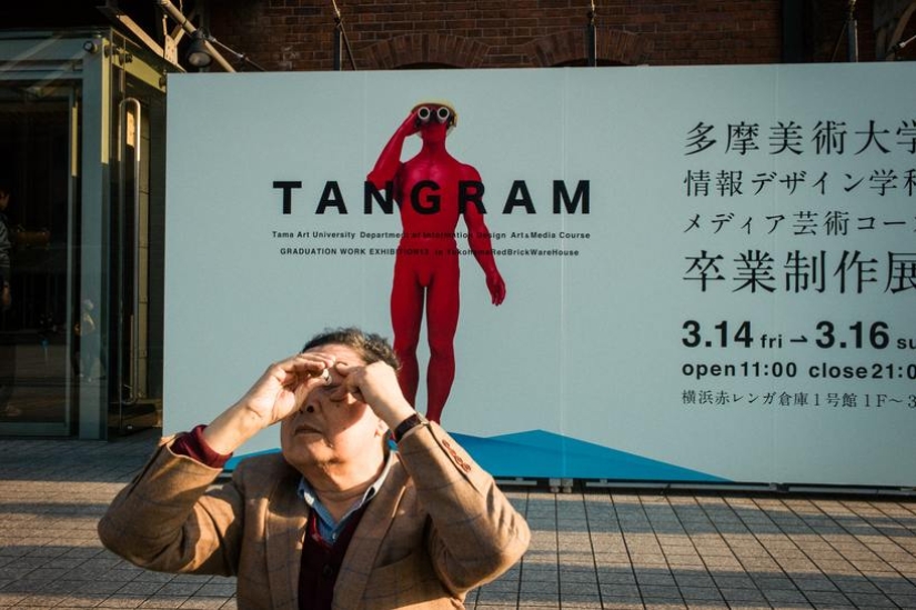 To see the amazing in the ordinary: what is the secret of Shin Noguchi's wonderful street photos