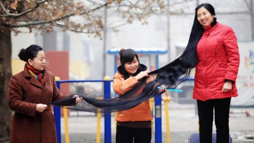 Top 10 de los propietarios de pelos más largos en el mundo