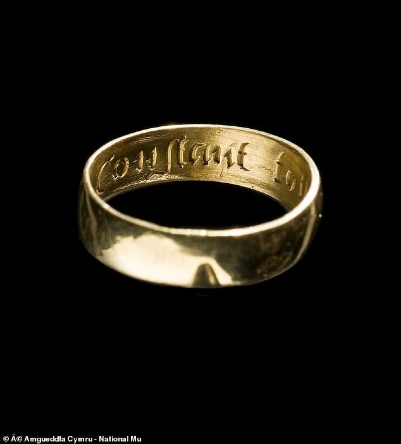 Treasure hunters found in Wales "ring of death"