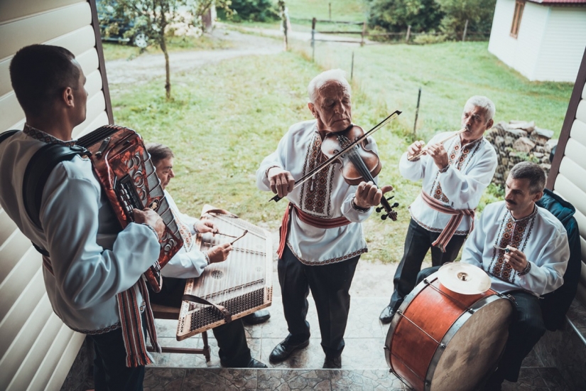 Ucrania, a través de los ojos de un Holandés: una excelente serie de fotos sobre la vida de Hutsuls Ucrania, a través de los ojos de un Holandés: una excelente serie de fotos sobre la vida de Hutsuls
