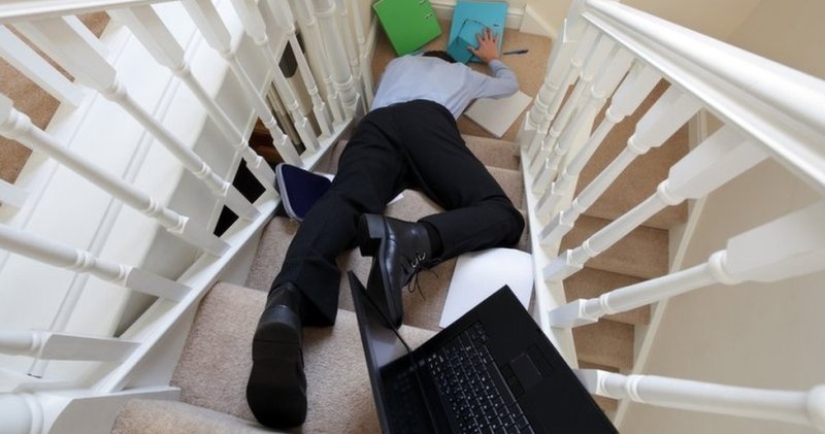 Un alemán que trabajaba en el "remoto" se quedó en casa y recibió una compensación de la empresa a través del tribunal Un alemán que trabajaba en el "remoto" se quedó en casa y recibió una compensación de la empresa a través del tribunal