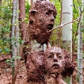 Un estudiante de Japón ha creado un raro, pero hermoso Bosque de la Desesperación