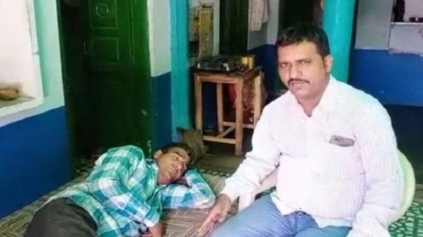 Un indio con una enfermedad rara duerme 300 días al año, pero al mismo tiempo logra hacer negocios Un indio con una enfermedad rara duerme 300 días al año, pero al mismo tiempo logra hacer negocios