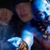 Un médico indio compró una lámpara mágica de Aladino por 41,5 mil dólares, pero no funciona