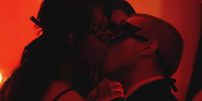 Un miembro del elite sex club Snctm dijo lo que sucede en las fiestas prohibidas