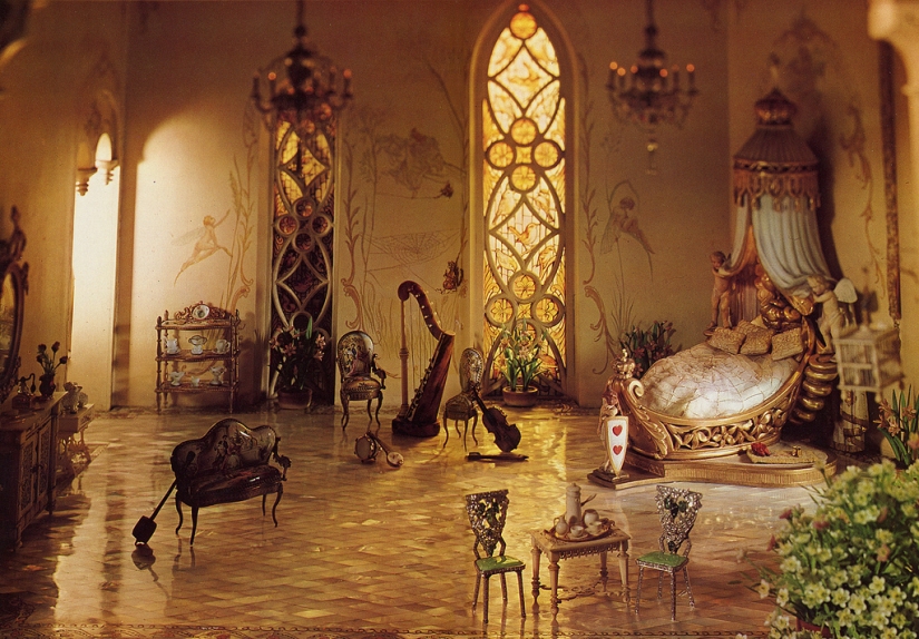 Una impresionante casa de muñecas que cuesta más de tres rublos en Moscú