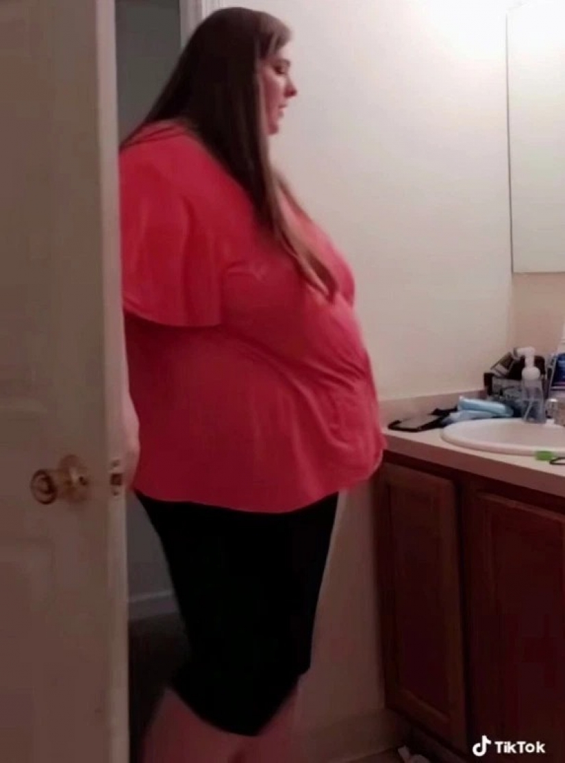 Una joven madre se convirtió en una estrella de las redes sociales gracias a " saggy belly dancing"